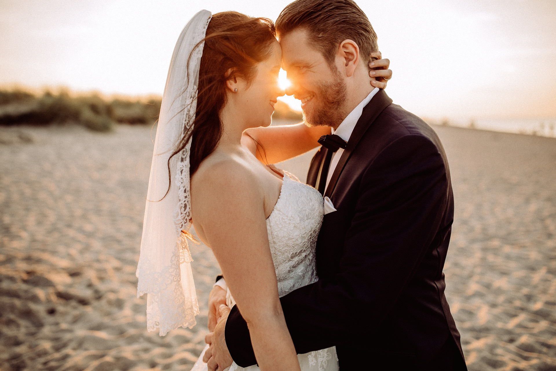 Fotoshooting am Strand After Wedding Shooting