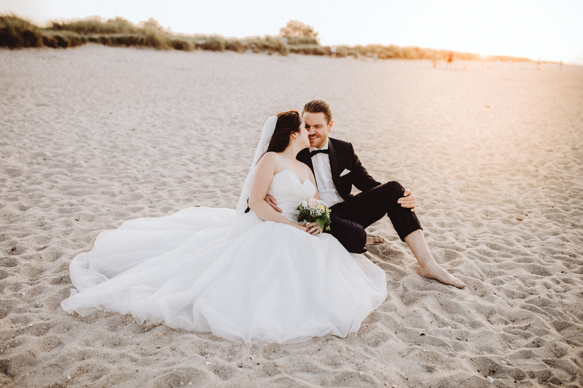 Fotoshooting am Strand After Wedding Shooting