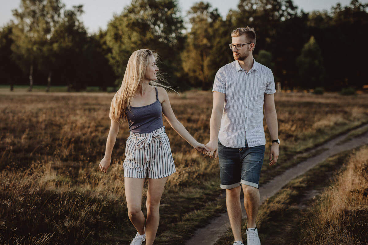 Paarshooting im Sommer in der Heide in Vechta