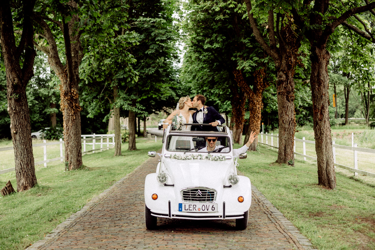 Hochzeitsfotos im Sommer in Oldenburg Hochzeitsfotograf Lichtbildlars Vechta