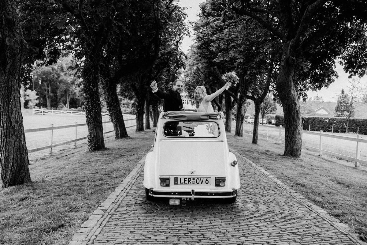 Hochzeitsfotos im Sommer in Oldenburg Hochzeitsfotograf Lichtbildlars Vechta