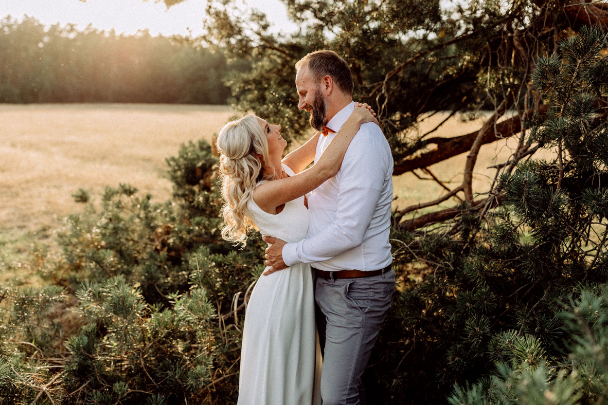 Hochzeitsfotos im Sommer in Wildeshausen Hochzeitsfotograf Lichtbildlars Vechta