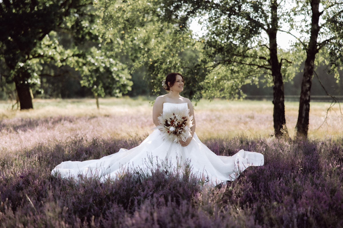 lichtbildlars-hochzeitsfotograf-hochzeit-braut-in-bewegung