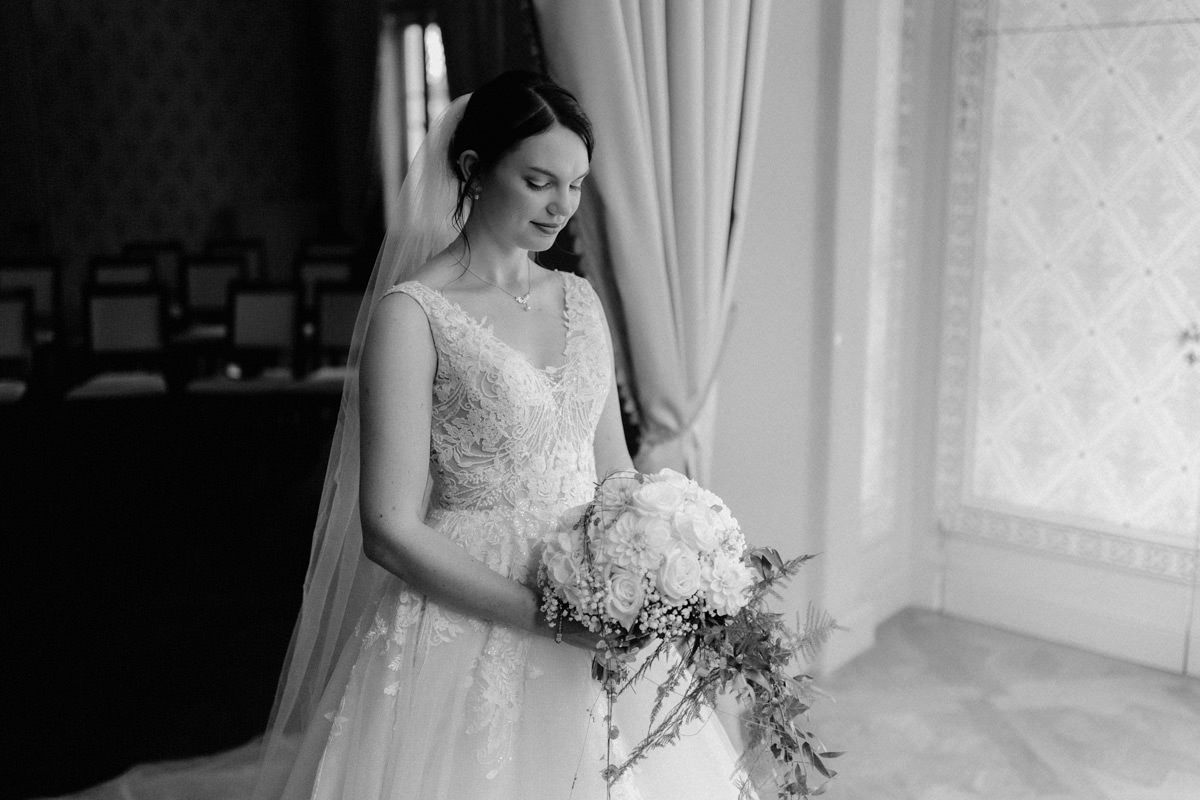 lichtbildlars-hochzeitsfotograf-hochzeit-reportage-brautportrait-schwarzweiss