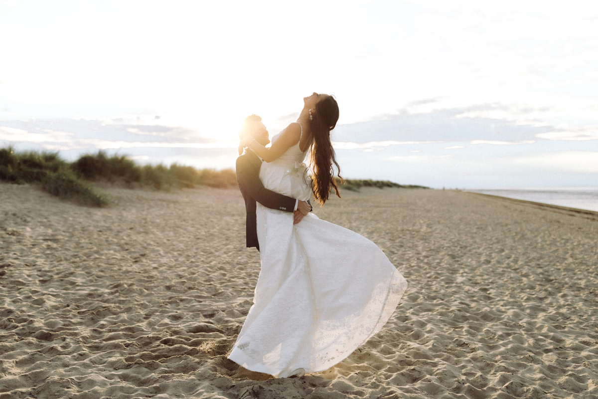 lichtbildlars-hochzeitsfotograf-styled-shoot-braut-am-strand